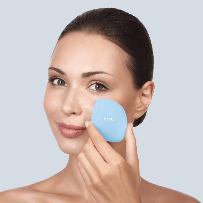 Щітка для обличчя GESKE Facial Brush 4в1 aquamarine
