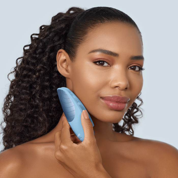 Електронна звукова термо щітка для обличчя GESKE Sonic Thermo Facial Brush 6в1 aquamarine