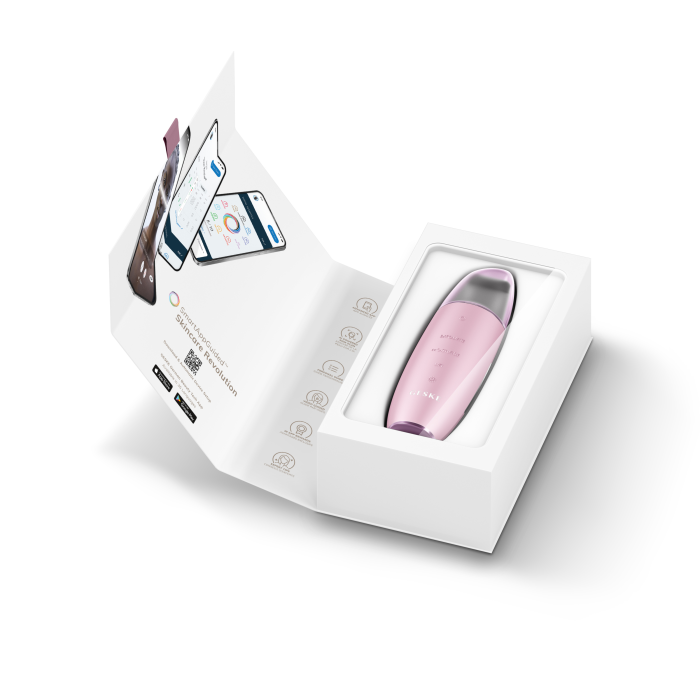 Мікрострумовий скрабер для шкіри та усунення чорних точок GESKE MicroCurrent Skin Scrubber&Blackhead Remover 9в1 pink