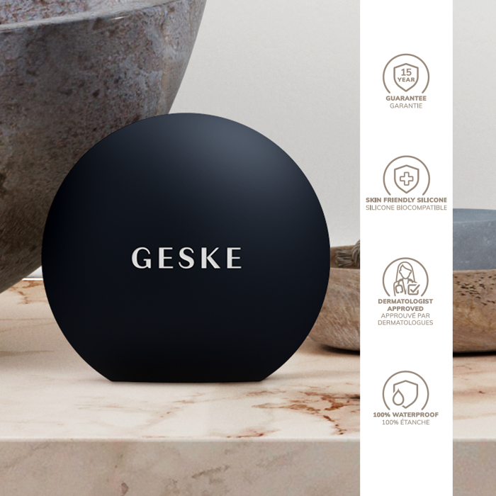 Пристрій для збільшення обʼєму губ GESKE Lip Volumizer&Booster 4в1 Small black