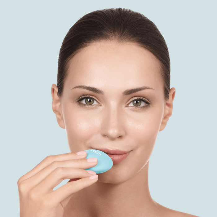 Пристрій для збільшення обʼєму губ GESKE Lip Volumizer&Booster 4в1 Small turquoise
