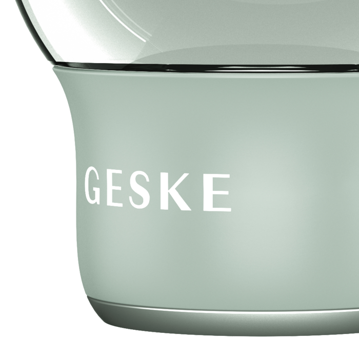Масажер для обличчя і тіла GESKE Cool&Warm Face and Body Massager 7в1 green
