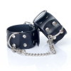 ШКІРЯНІ НАРУЧНИКИ Fetish Boss Series Handcuffs with studs 4 cm