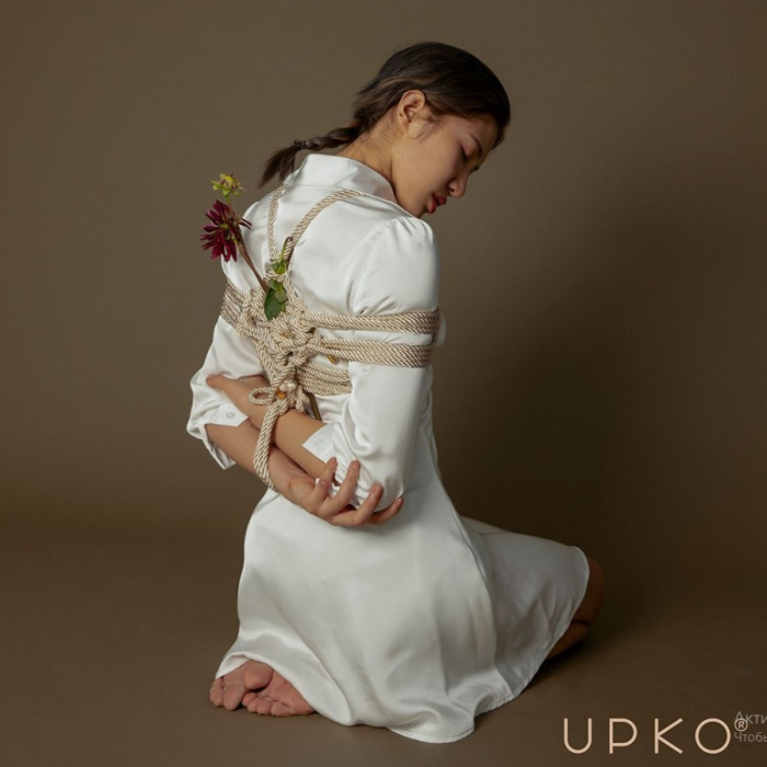 Мотузка для бондажу преміальна UPKO Restraint Bondage Vope золота, 10 м
