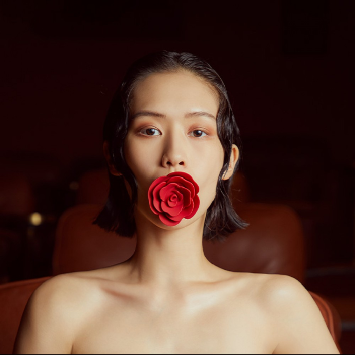 Кляп троянда із силікону та італійської шкіри Rose Ball Gag UPKO