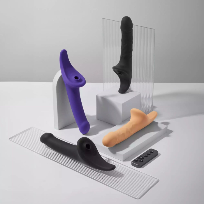 Вібронасадка для страпону з вакуумною стимуляцією Strap-On-Me Multi Orgasm Realistic Dildo L Black